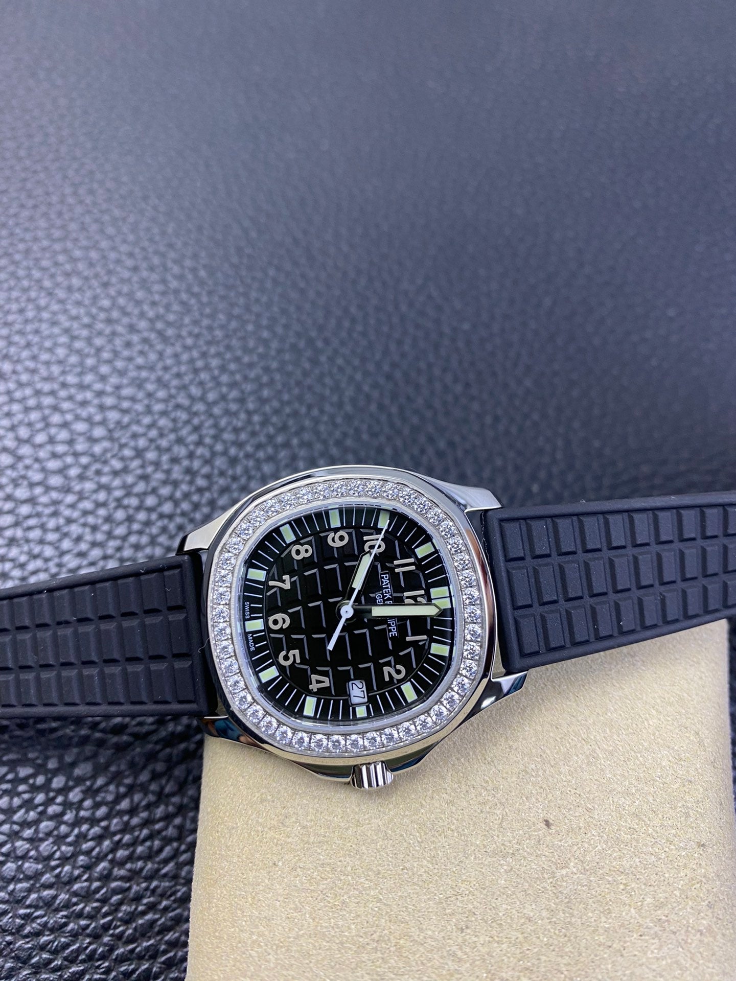 PATEK PHILIPPE AQUANAUT 파텍필립 아쿠아넛 5168G-001 블랙 다이아 다이얼
