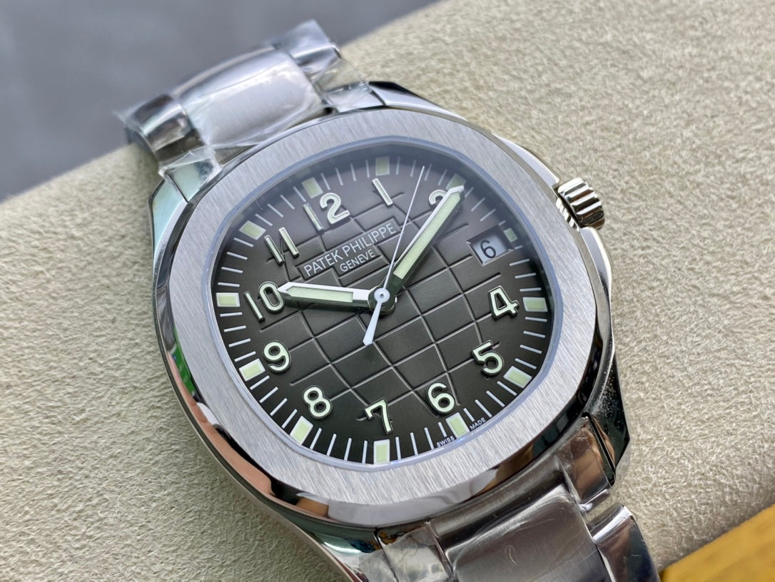 PATEK PHILIPPE AQUANAUT 파텍필립 아쿠아넛 51687/1A-001 블랙 다이얼
