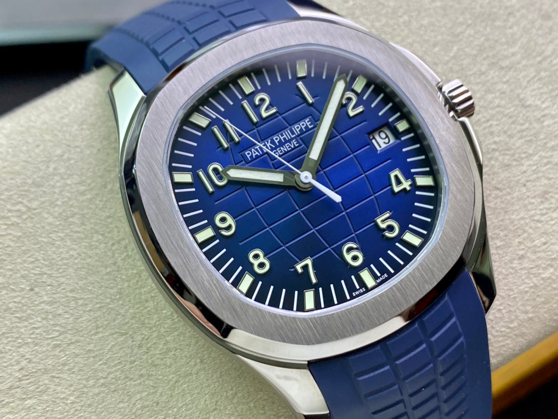 PATEK PHILIPPE AQUANAUT 파텍필립 아쿠아넛 5168G-001 블루 다이얼
