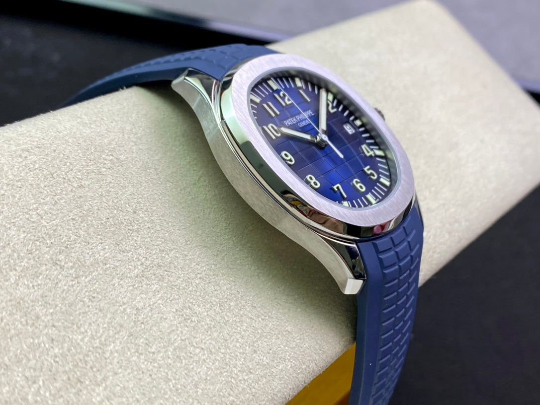 PATEK PHILIPPE AQUANAUT 파텍필립 아쿠아넛 5168G-001 블루 다이얼