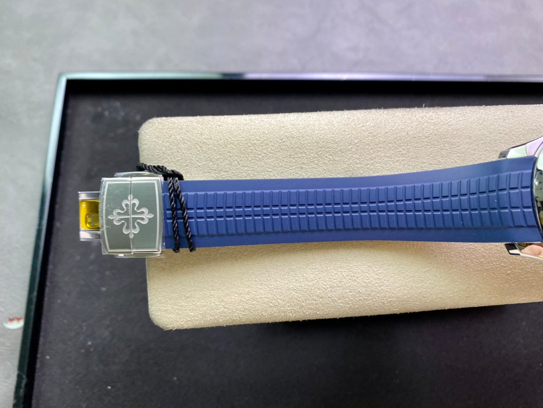 PATEK PHILIPPE AQUANAUT 파텍필립 아쿠아넛 5168G-001 블루 다이얼