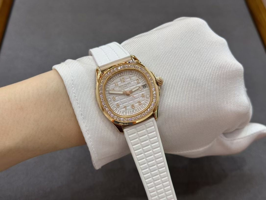 PATEK PHILIPPE AQUANAUT 파텍필립 아쿠아넛 5269/200R-001 다이아 화이트 다이얼