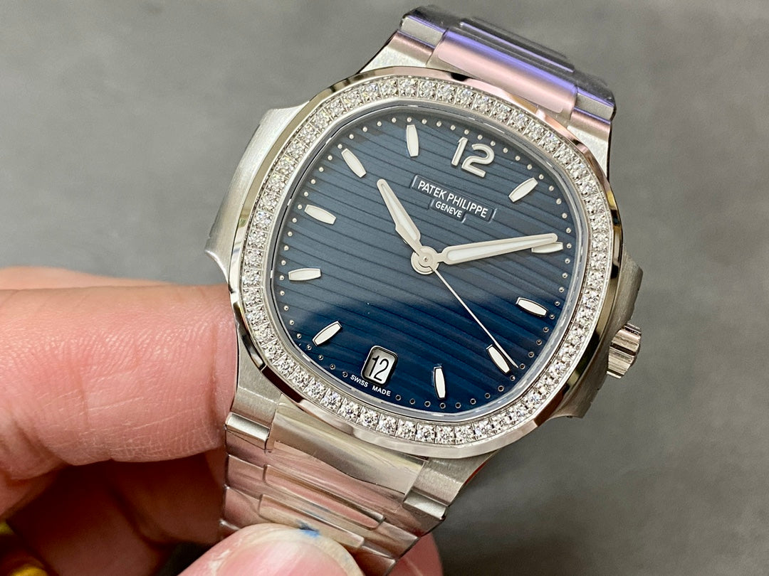 PATEK PHILIPPE NAUTILUS 파텍필립 노틸러스 7118/1200A-001 다이아 블루 다이얼