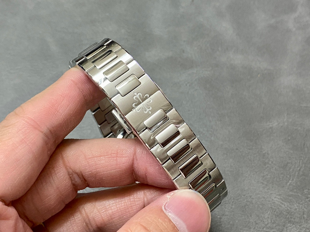 PATEK PHILIPPE NAUTILUS 파텍필립 노틸러스 7118/1200A-001 다이아 블루 다이얼