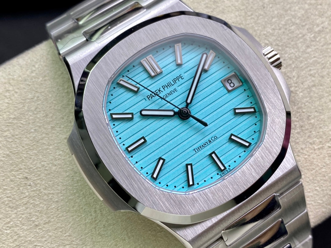 PATEK PHILIPPE NAUTILUS 파텍필립 노틸러스 7118/1200A-001 다이아 티파니 블루 다이얼