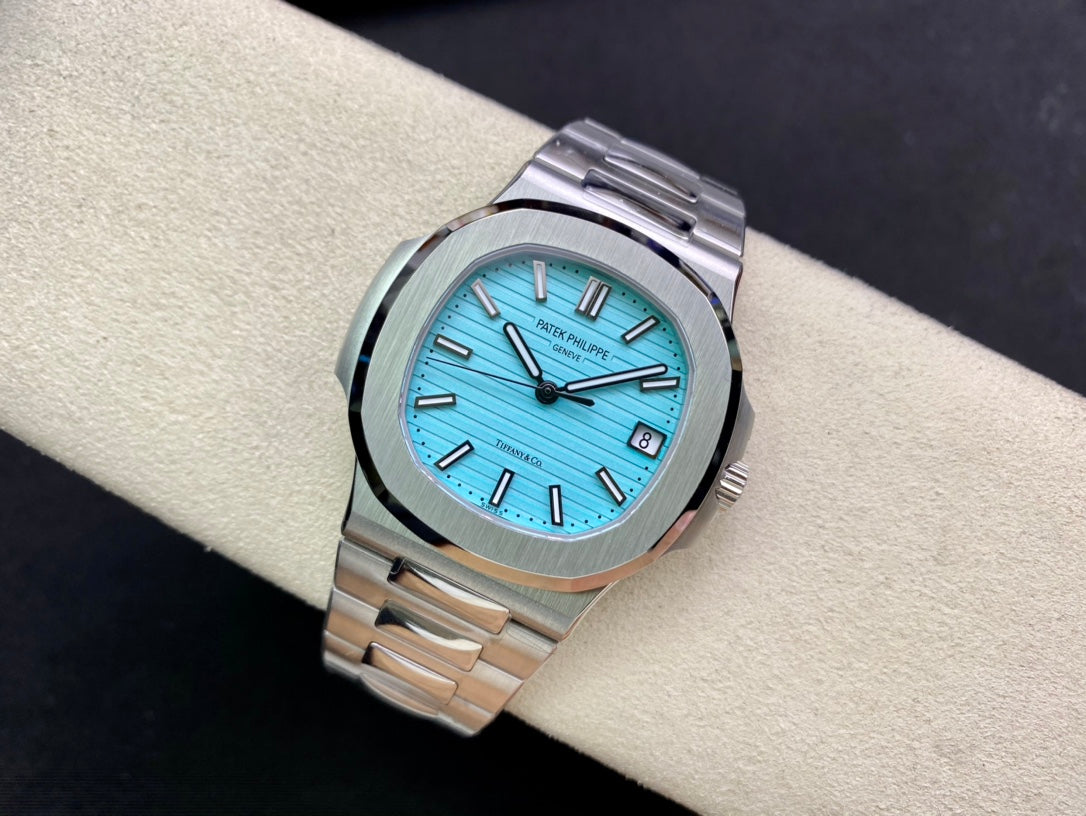 PATEK PHILIPPE NAUTILUS 파텍필립 노틸러스 7118/1200A-001 다이아 티파니 블루 다이얼