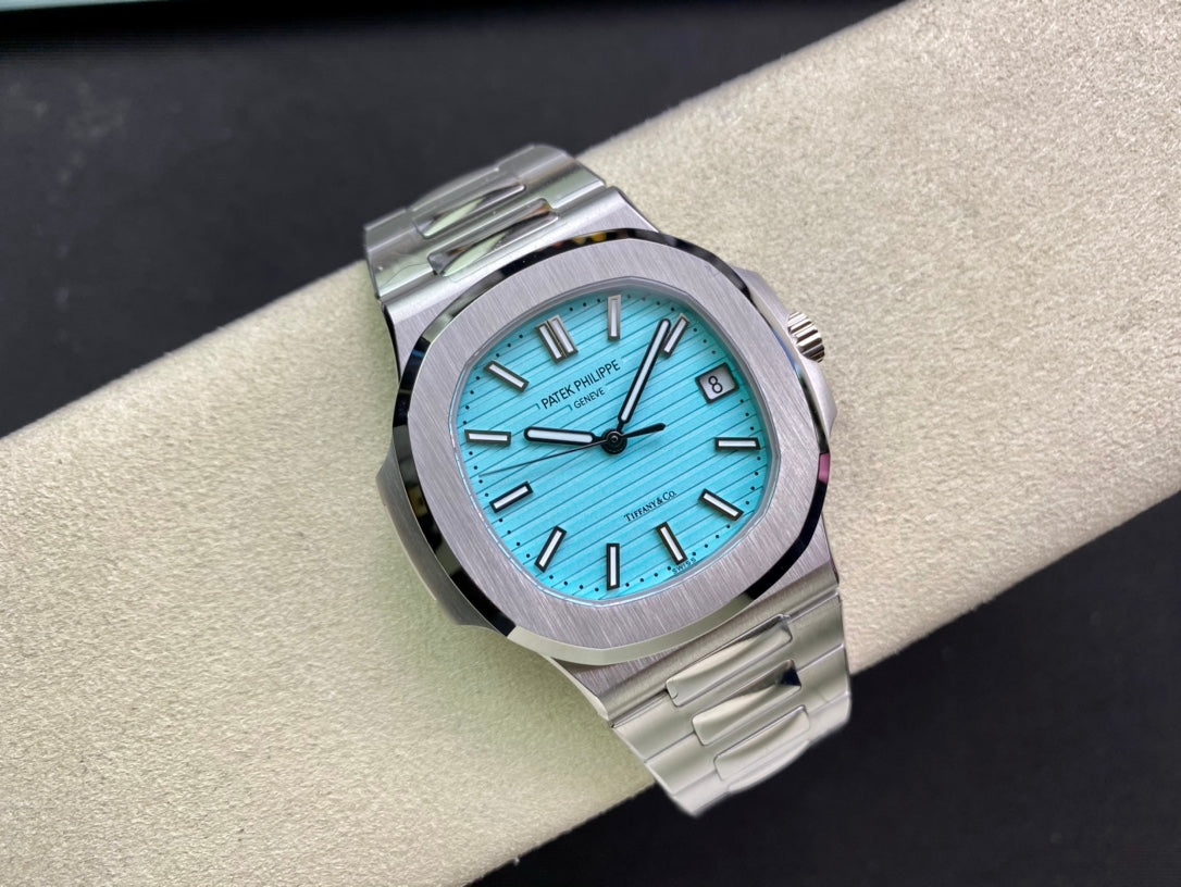 PATEK PHILIPPE NAUTILUS 파텍필립 노틸러스 7118/1200A-001 다이아 티파니 블루 다이얼
