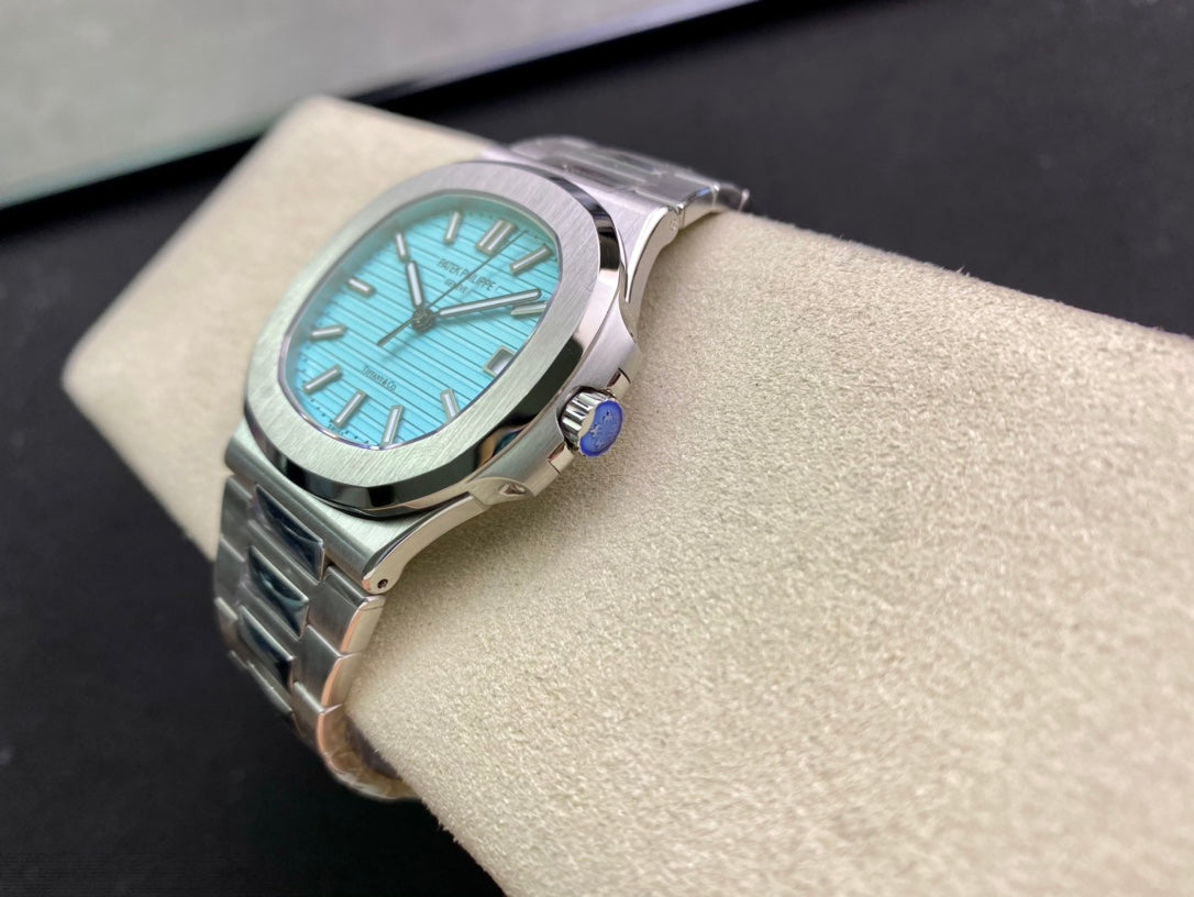 PATEK PHILIPPE NAUTILUS 파텍필립 노틸러스 7118/1200A-001 다이아 티파니 블루 다이얼