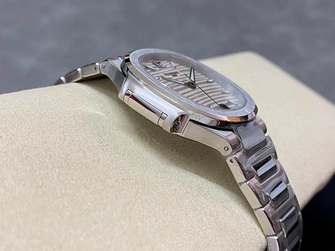 PATEK PHILIPPE NAUTILUS 파텍필립 노틸러스 7118/1A-010 화이트 다이얼