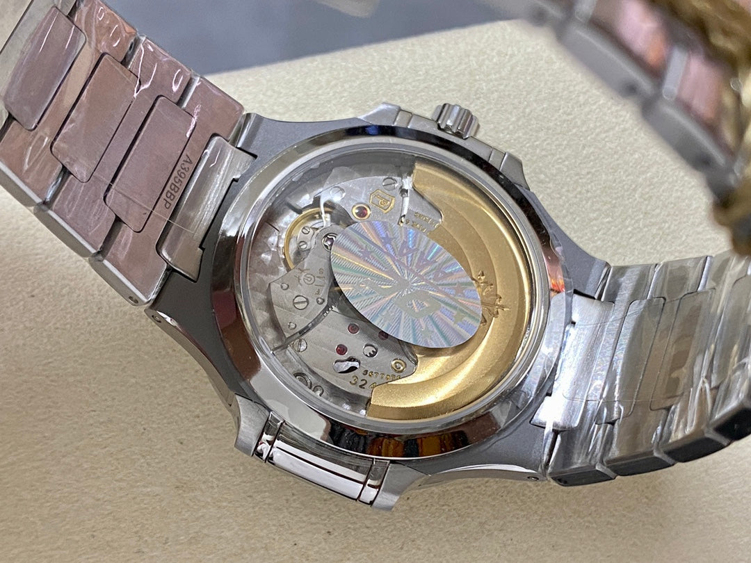 PATEK PHILIPPE NAUTILUS 파텍필립 노틸러스 7118/1A-010 화이트 다이얼
