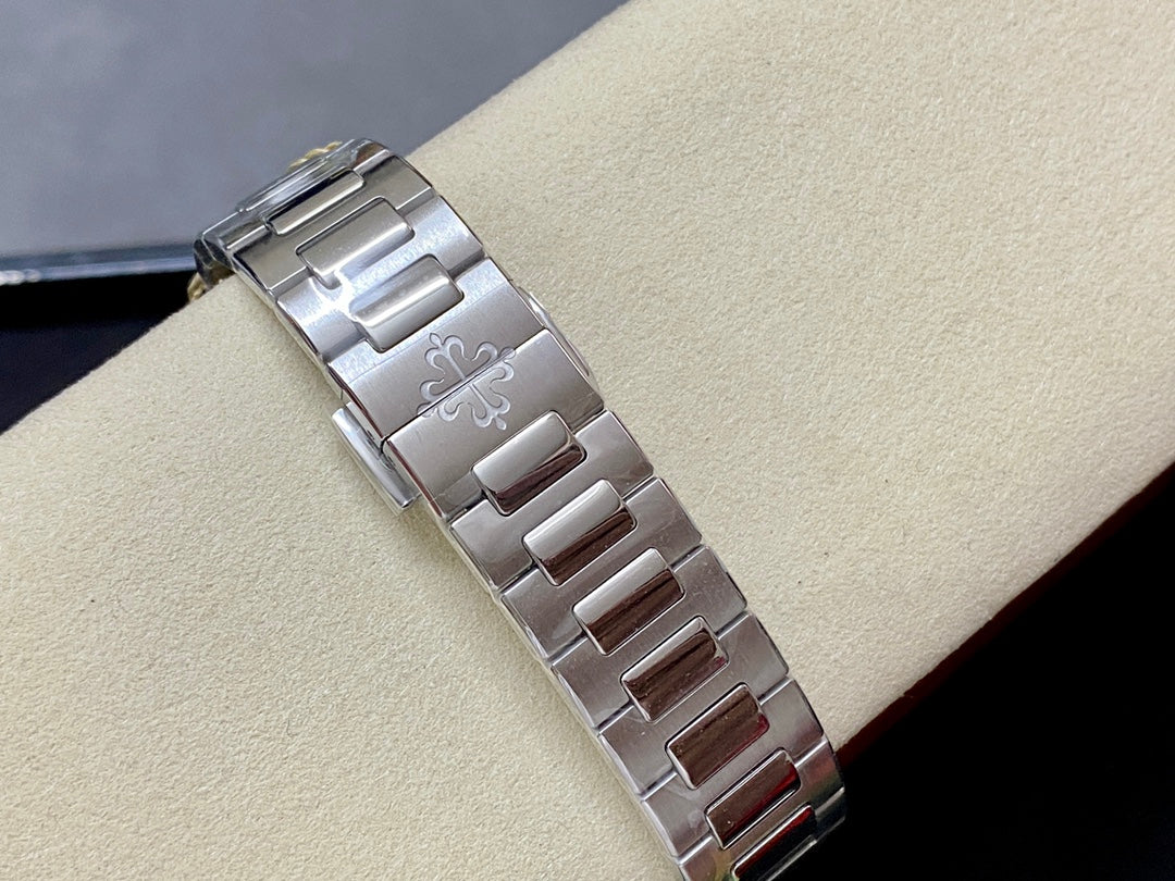 PATEK PHILIPPE NAUTILUS 파텍필립 노틸러스 7118/1A-001 블루 다이얼