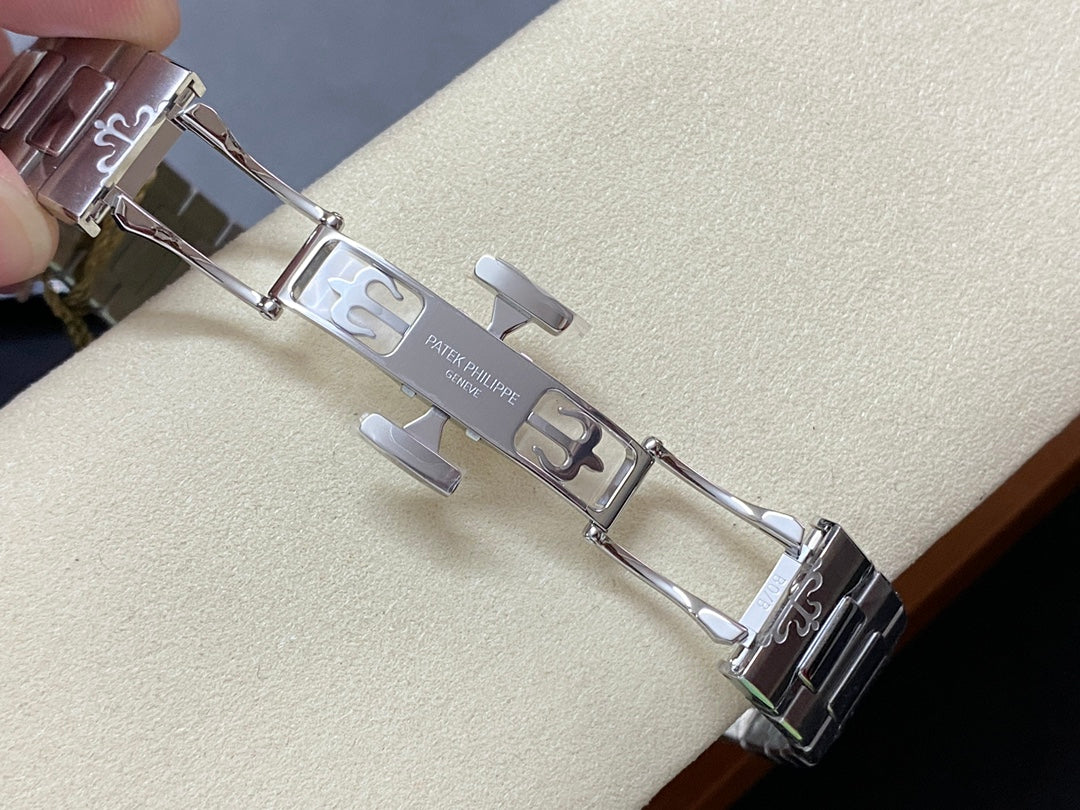PATEK PHILIPPE NAUTILUS 파텍필립 노틸러스 7118/1A-001 블루 다이얼
