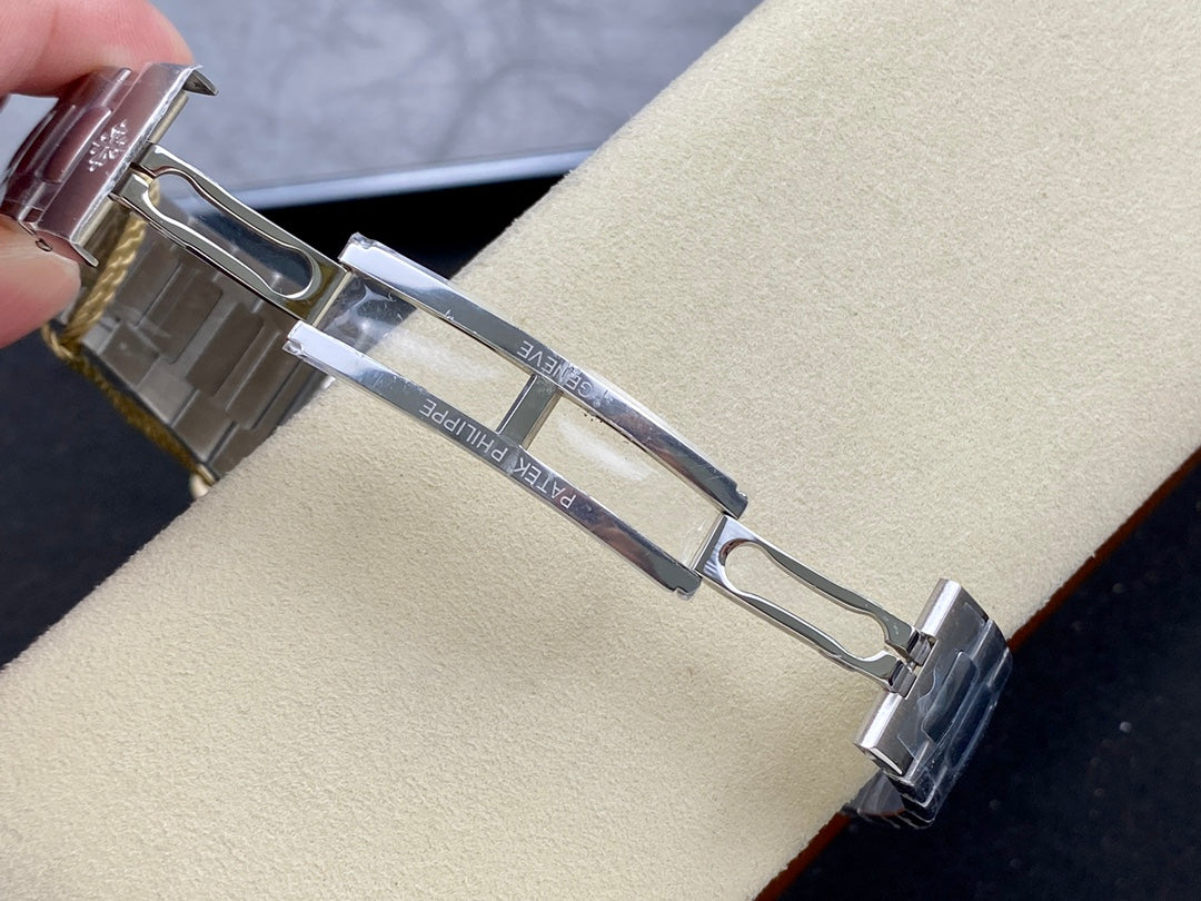 PATEK PHILIPPE NAUTILUS 파텍필립 노틸러스 5990/1A-011 썬 버스트 블루 다이얼
