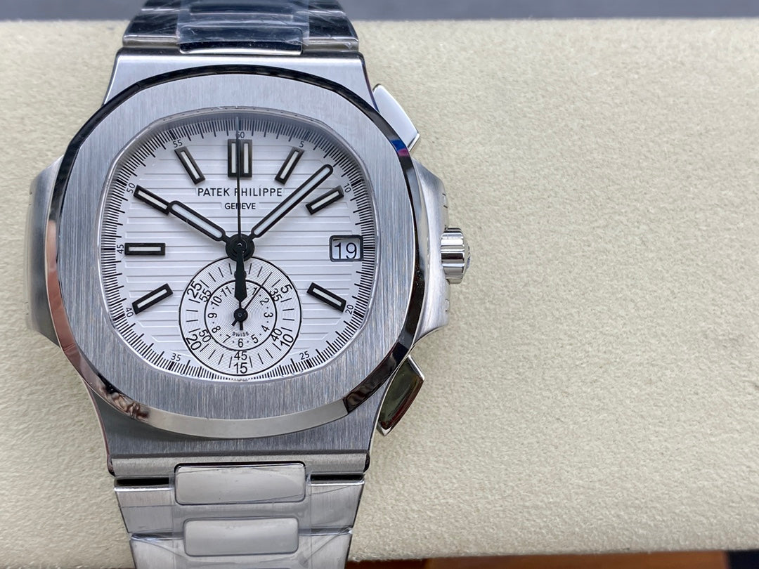 PATEK PHILIPPE NAUTILUS 파텍필립 노틸러스 5980/1A 019 화이트 다이얼
