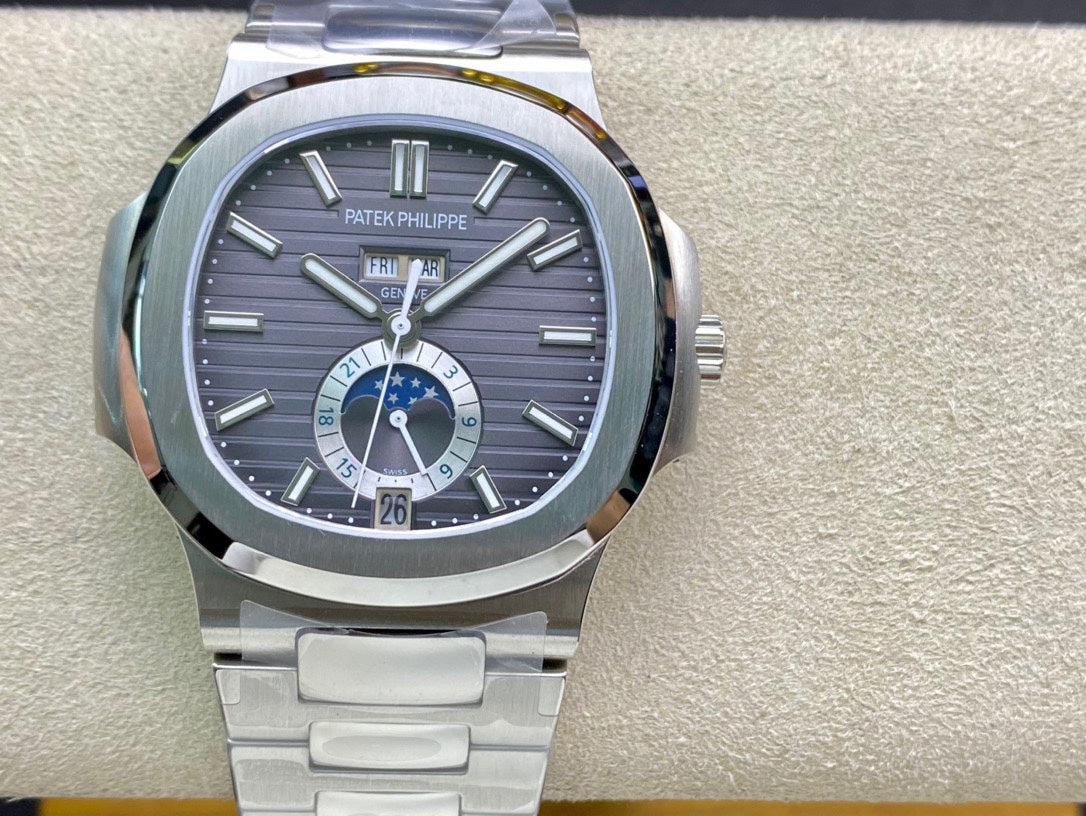PATEK PHILIPPE NAUTILUS 파텍필립 노틸러스 5726/1A 001 블랙 다이얼