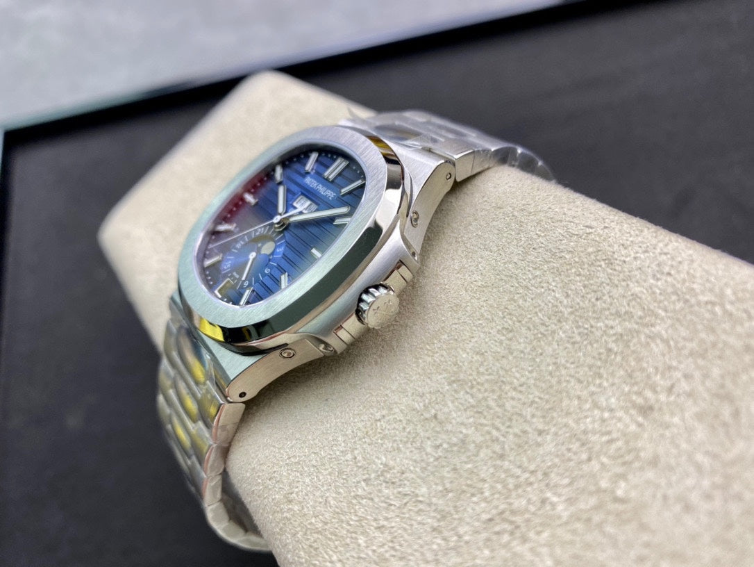 PATEK PHILIPPE NAUTILUS 파텍필립 노틸러스 5726/1A-014 블루 다이얼