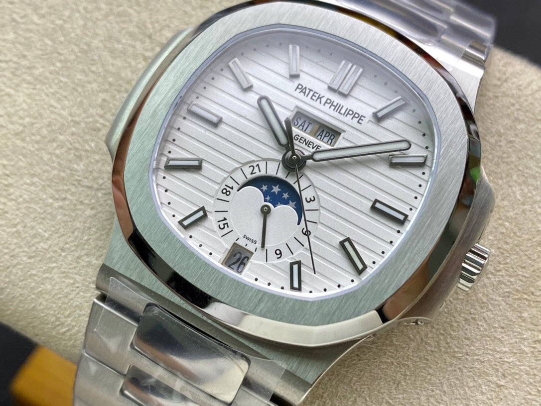 PATEK PHILIPPE NAUTILUS 파텍필립 노틸러스 5726/1A-010 화이트 다이얼