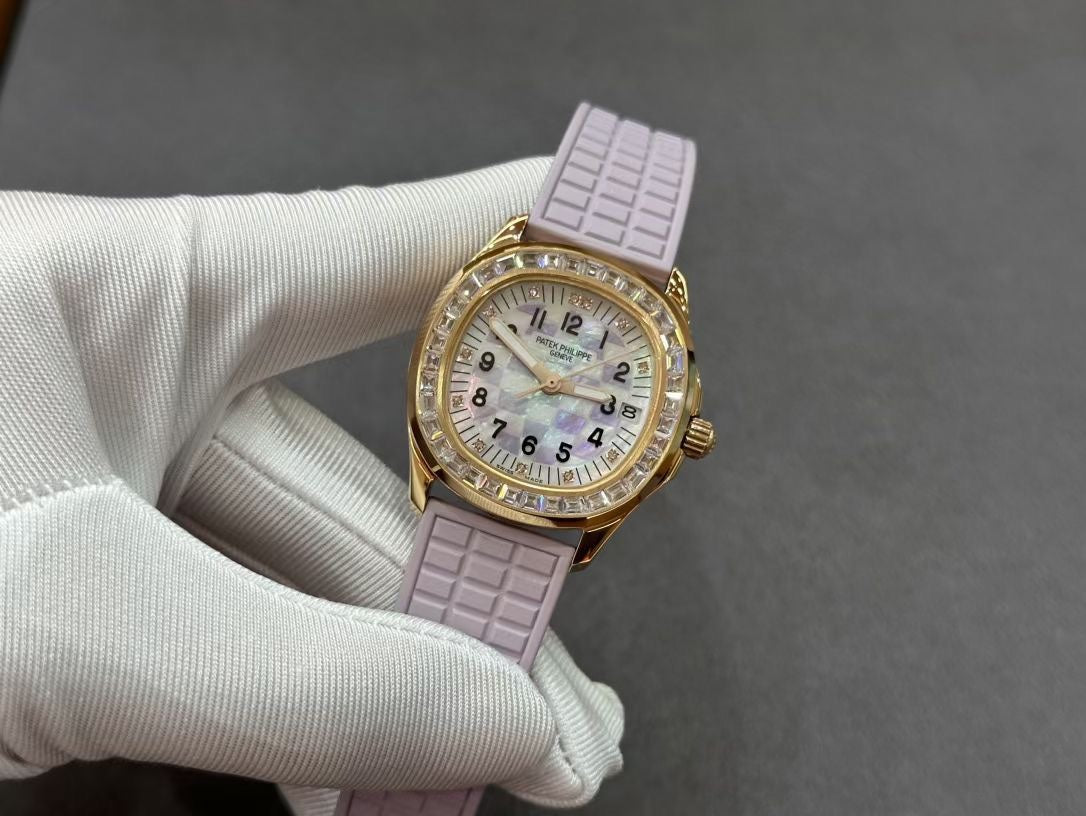 PATEK PHILIPPE AQUANAUT 파텍필립 아쿠아 5072R-001 다이아 핑 다이얼