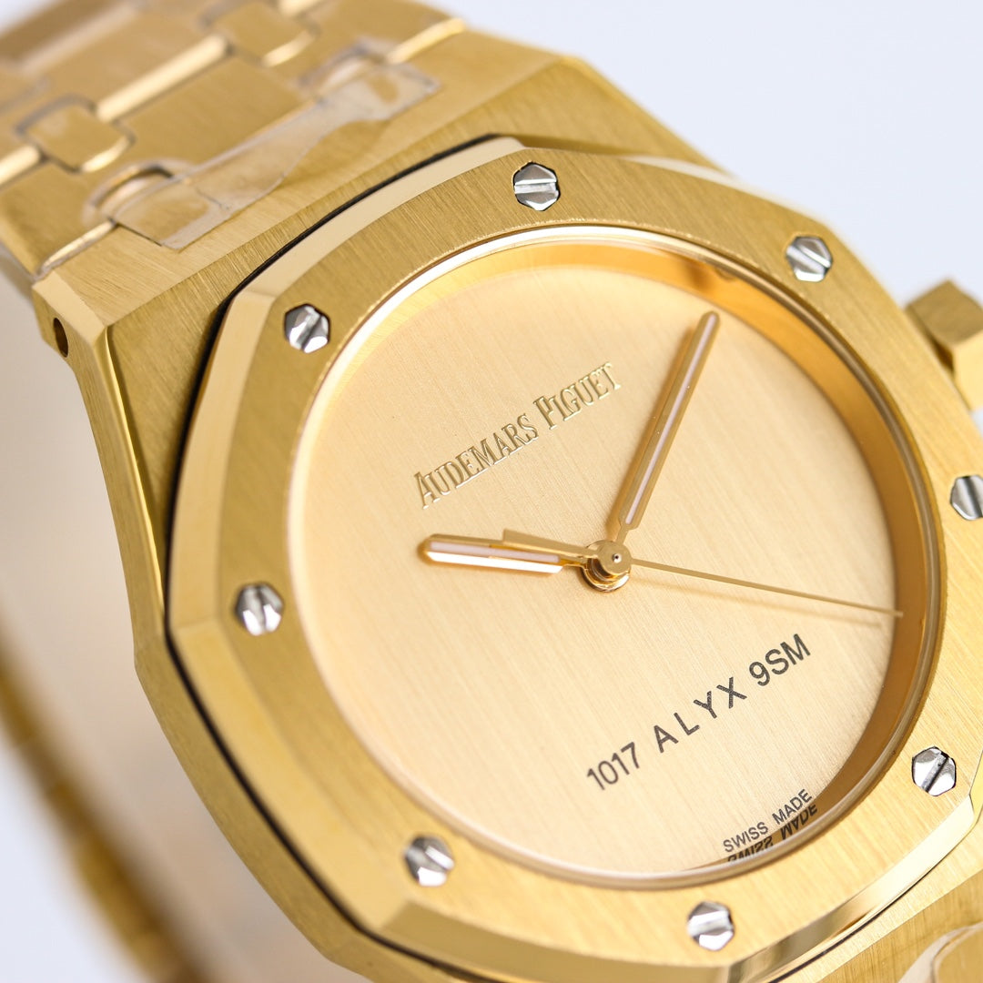 AUDEMARS PIGUET ROYAL OAK 오데마피게 로얄오크 37mm 15550ST 골드 다이얼