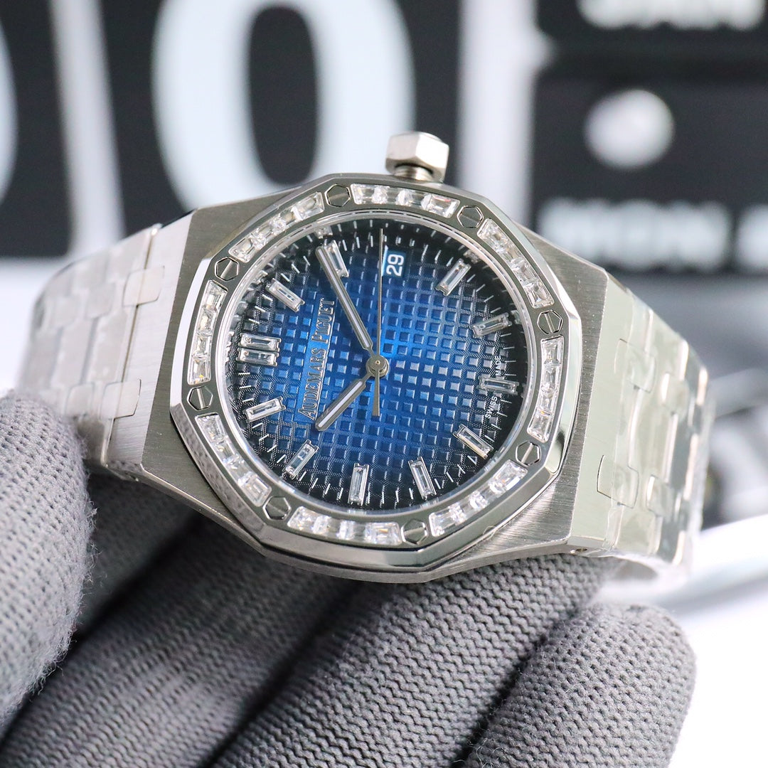 AUDEMARS PIGUET ROYAL OAK 오데마피게 로얄오크 37mm 15550ST 블 다이얼 다이아 베젤