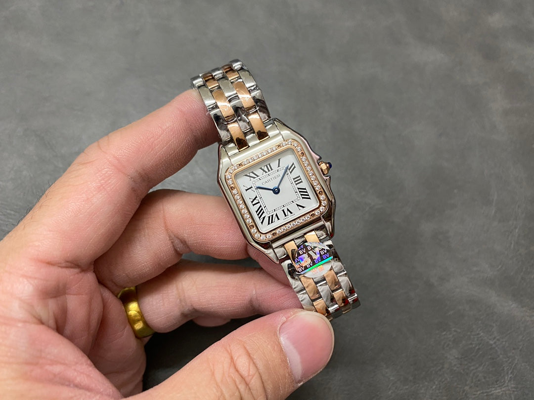 CARTIER PANTHERE DE CARTIER 까르띠에 팬더 드 까르띠에 27mm 미디움 쿼츠 무브먼츠 화이트 다이얼 다이아 베젤