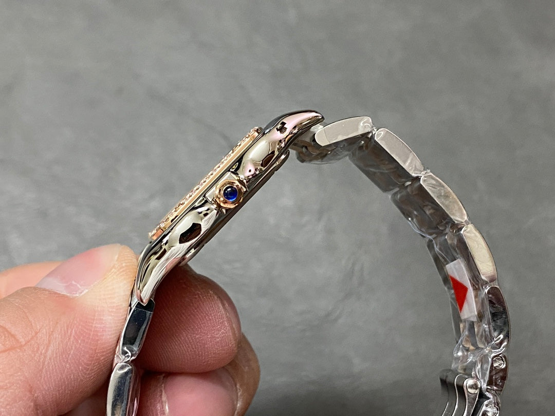 CARTIER PANTHERE DE CARTIER 까르띠에 팬더 드 까르띠에 27mm 미디움 쿼츠 무브먼츠 화이트 다이얼 다이아 베젤