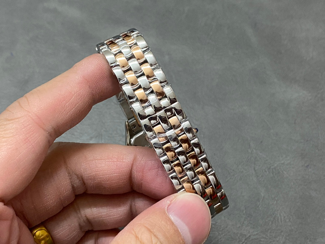 CARTIER PANTHERE DE CARTIER 까르띠에 팬더 드 까르띠에 27mm 미디움 쿼츠 무브먼츠 화이트 다이얼 다이아 베젤