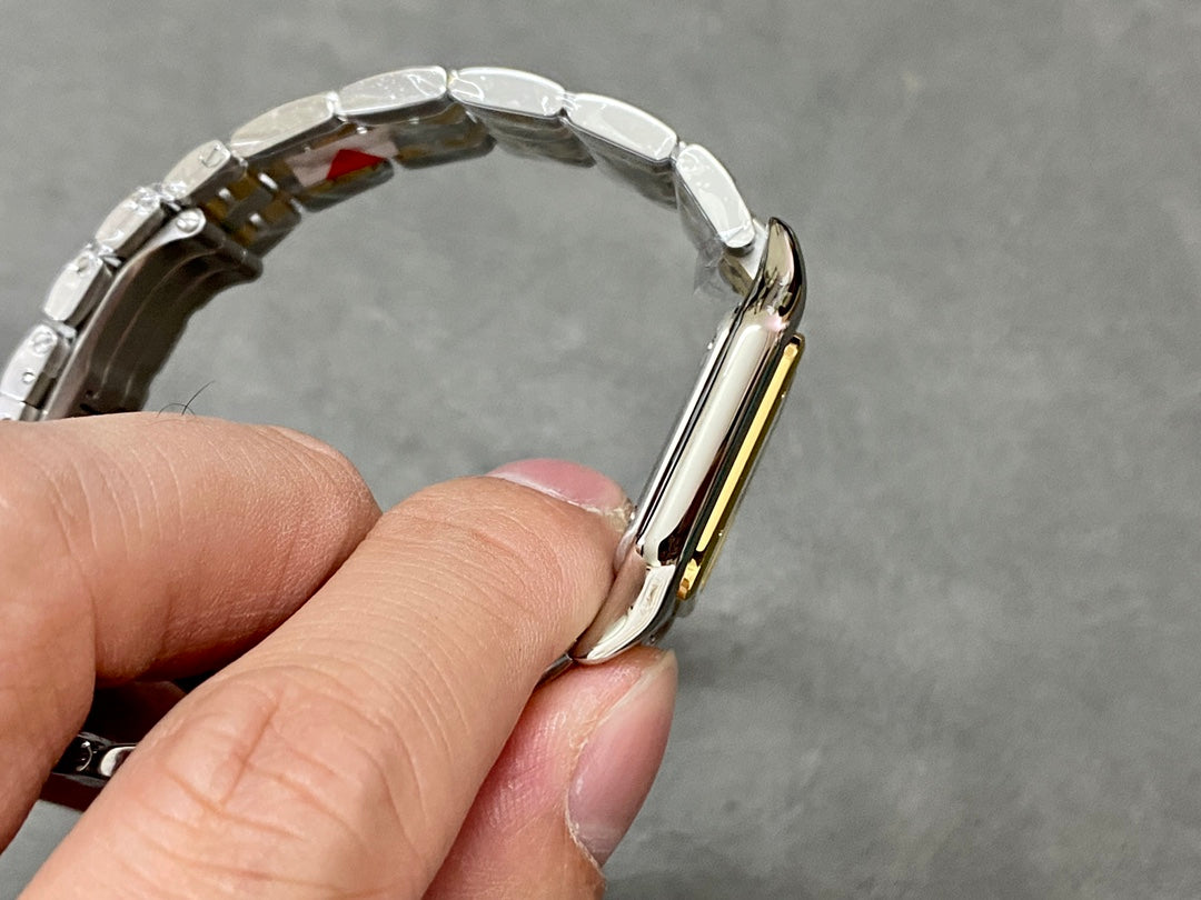 CARTIER PANTHERE DE CARTIER 까르띠에 팬더 드 까르띠에 27mm 미디움 쿼츠 무브먼츠 화이트 다이얼