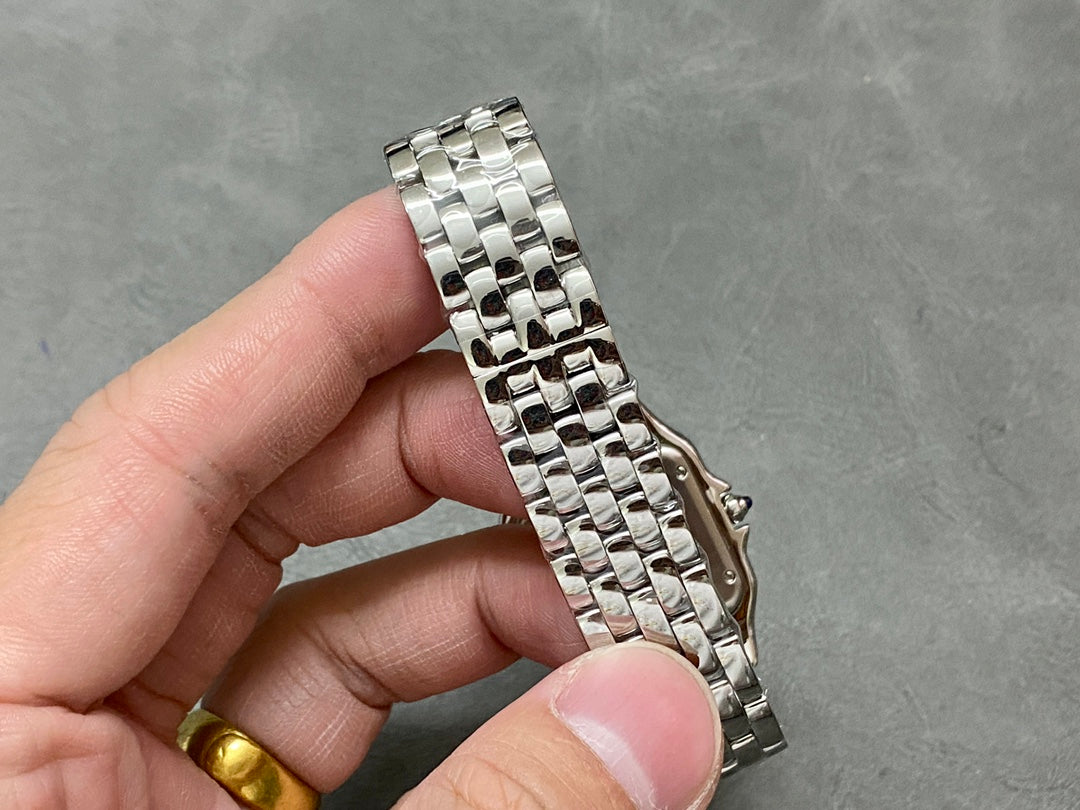 CARTIER PANTHERE DE CARTIER 까르띠에 팬더 드 까르띠에 27mm 미디움 쿼츠 무브먼츠 화이트 다이얼 실버