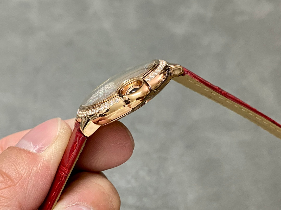 CARTIER BALLON DE CARTIER 까르띠에 발 드 까르띠에 33mm 오토 무브먼츠 화이트 다이얼 다이아 베젤