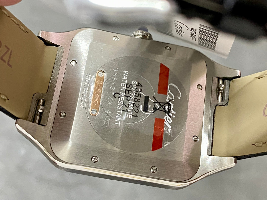 CARTIER SANTOS DE CARTIER 까르띠에 산토스 드 까르띠에 라지 33.9mm 쿼츠 무브먼츠 화이트 다이얼 블랙소가죽 스트랩