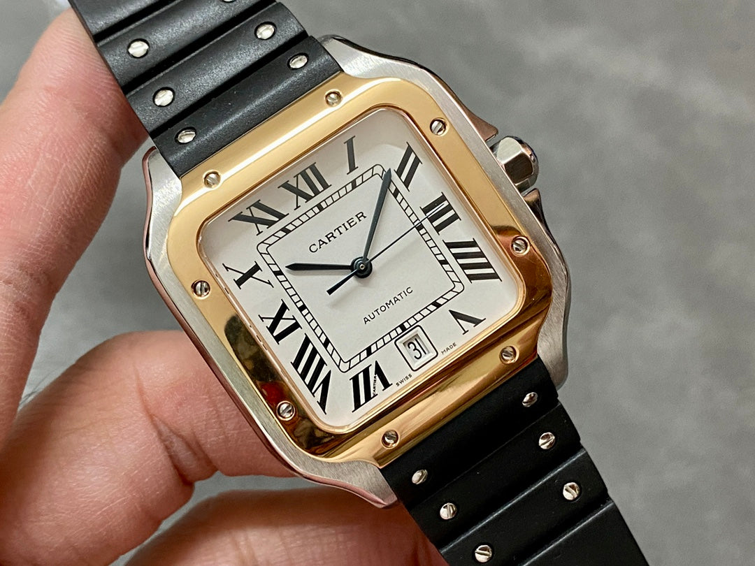 CARTIER SANTOS DE CARTIER 까르띠에 산토스 드 까르띠에 라지 33.9mm 쿼츠 무브먼츠 화이트 다이얼 블랙소가죽 스트랩