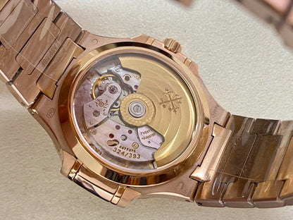 PATEK PHILIPPE NAUTILUS 파텍필립 노틸러스 7118/1R-001 로즈드 화이트 다이얼