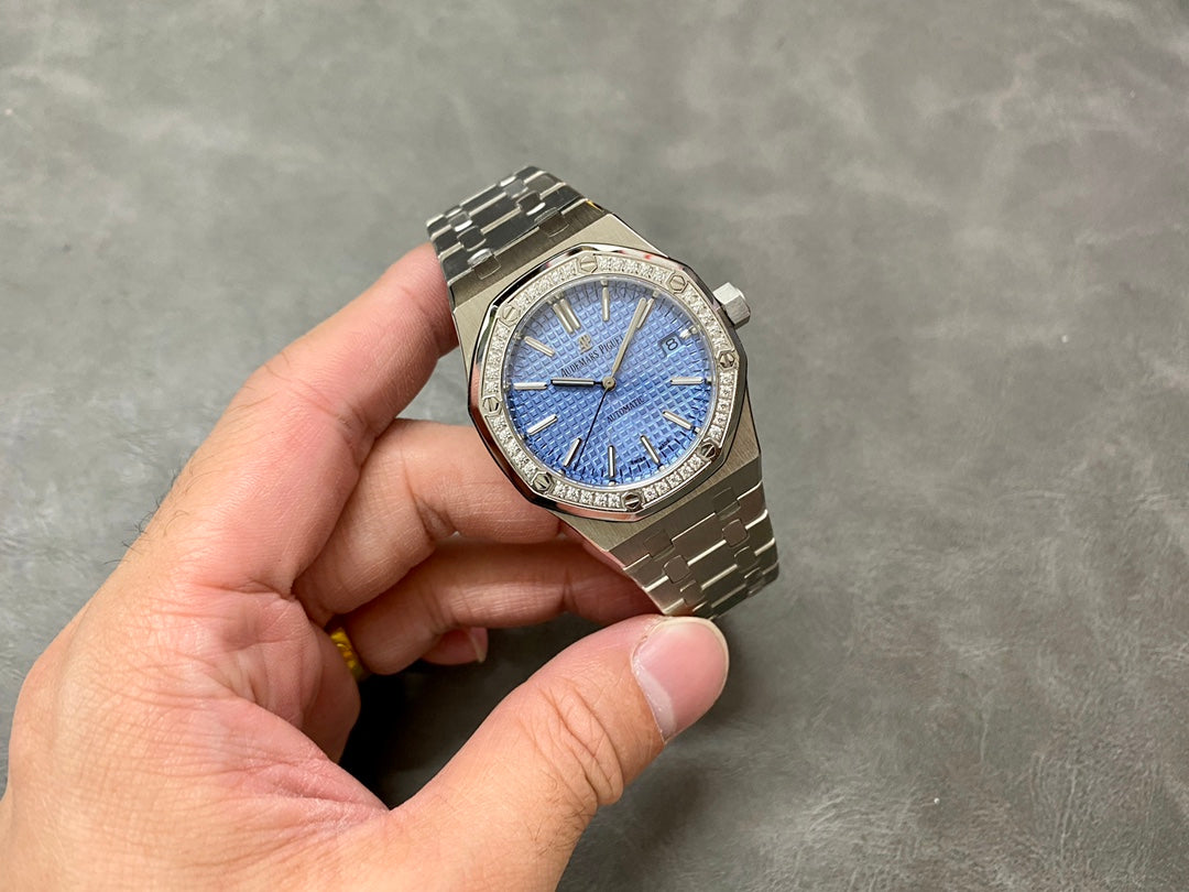 AUDEMARS PIGUET ROYAL OAK 오데마피게 로얄오크 41mm 15550ST 블루 다이얼 다이아 베젤