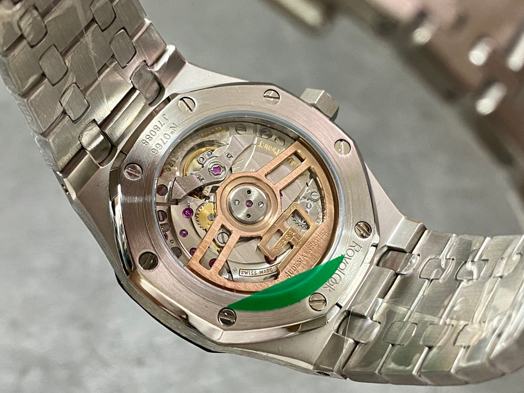 AUDEMARS PIGUET ROYAL OAK 오데마피게 로얄오크 41mm 15550ST 블루 다이얼 다이아 베젤