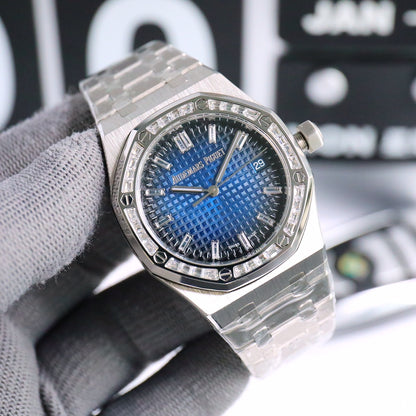 AUDEMARS PIGUET ROYAL OAK 오데마피게 로얄오크 37mm 15550ST 블 다이얼 다이아 베젤