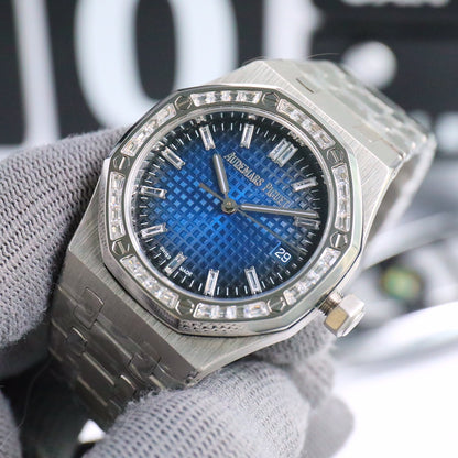 AUDEMARS PIGUET ROYAL OAK 오데마피게 로얄오크 37mm 15550ST 블 다이얼 다이아 베젤
