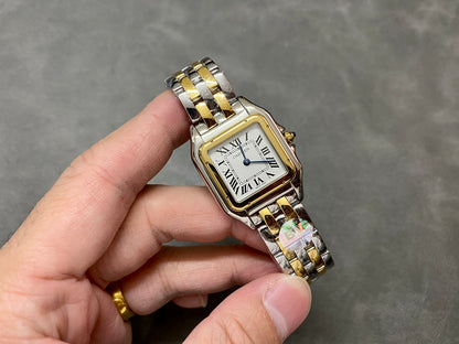 CARTIER PANTHERE DE CARTIER 까르띠에 팬더 드 까르띠에 27mm 미디움 쿼츠 무브먼츠 화이트 다이얼