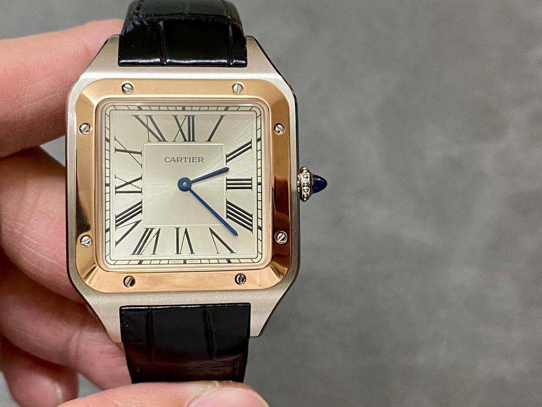 CARTIER SANTOS DE CARTIER 까르띠에 산토스 드 까르띠에 라지 33.9mm 쿼츠 무브먼츠 화이트 다이얼 블랙소가죽 스트랩
