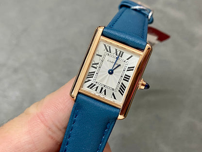 CARTIER TANK MUST DE CARTIER 까르띠에 탱크 머스트 드 까르띠에 33.7mm 미디움 쿼츠 무브먼츠 화이트 다이얼 블랙 소가죽 스트랩