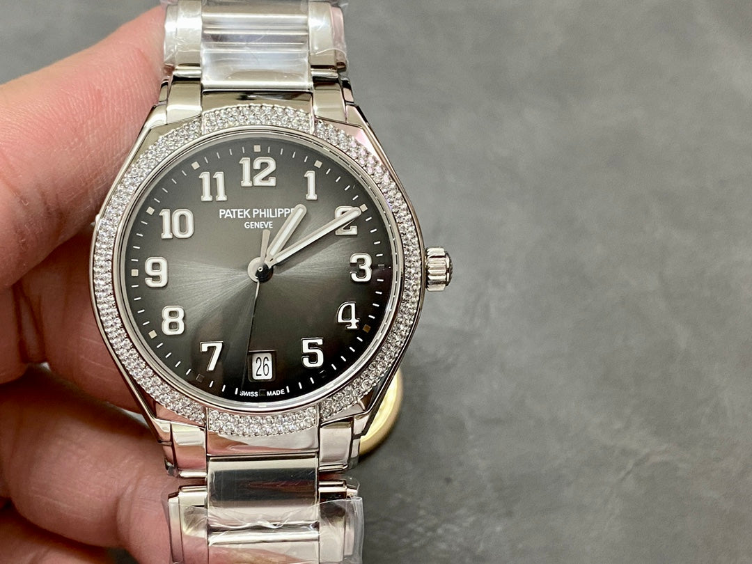 PATEK PHILIPPE TWENTY FOUR 파텍필립 노틸러스 트웬티포 7300/1200 블랙 다이얼 다이아 베젤